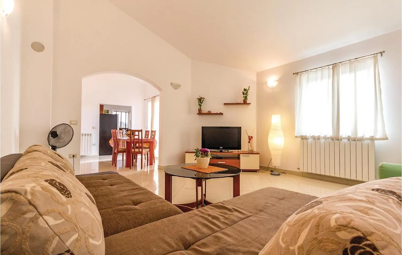 Nice Home In Liznjan With Outdoor Swimming Pool Croatia