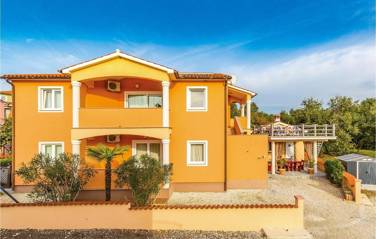 Nice Home In Liznjan With Outdoor Swimming Pool 0*,  Croatia