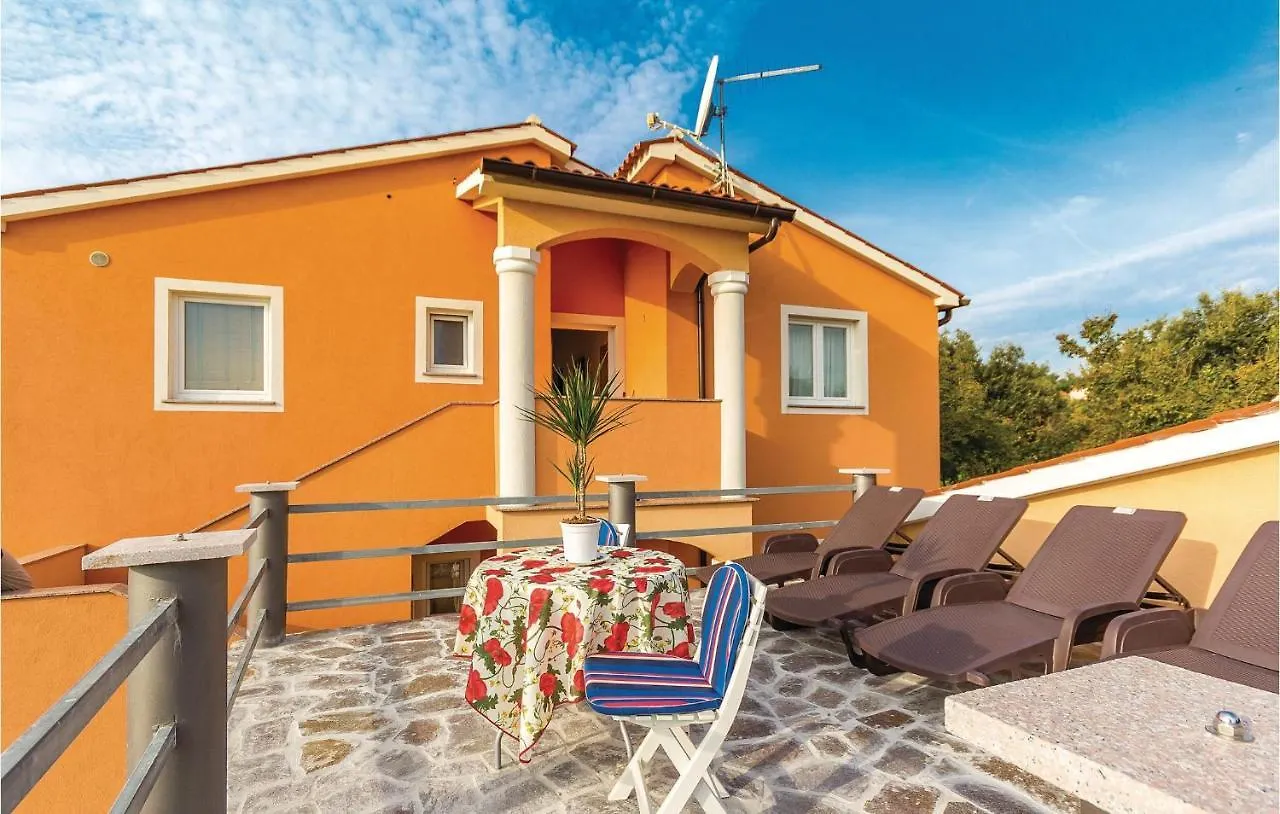 Nice Home In Liznjan With Outdoor Swimming Pool Holiday home