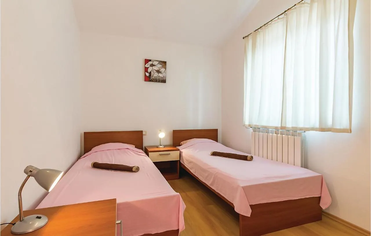 Nice Home In Liznjan With Outdoor Swimming Pool 0*,  Croatia